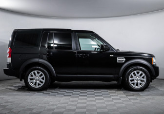 Подержанный автомобиль Land Rover Discovery 2013 года (4 фото)