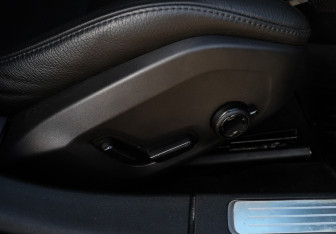 Подержанный автомобиль Volvo S90 2021 года (16 фото)