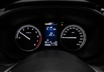 Подержанный автомобиль Subaru Forester Suv 2021 года (13 фото)