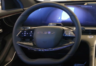 Новый Exeed RX 2025 (11 фото)