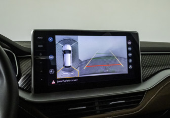 Подержанный автомобиль Skoda Kodiaq 2023 года (17 фото)