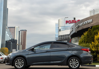 Подержанный автомобиль Hyundai i40 Sedan 2015 года (6 фото)
