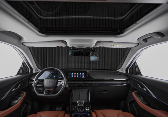 Подержанный автомобиль Omoda C5 2023 года (21 фото)