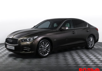 Подержанный автомобиль Infiniti Q50 2014 года (1 фото)
