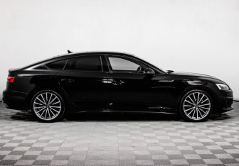 Подержанный автомобиль Audi A5 Liftback 2020 года (4 фото)