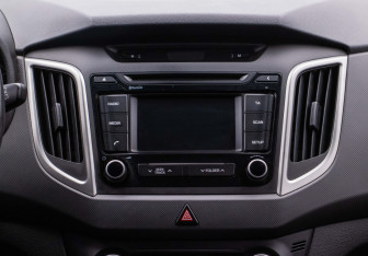 Подержанный автомобиль Hyundai Creta 2016 года (14 фото)