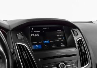 Подержанный автомобиль Ford Focus Wagon 2017 года (13 фото)