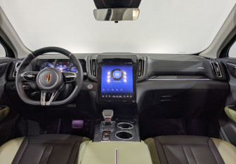 Новый Hongqi HS3 2025 (10 фото)