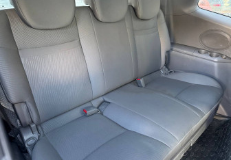 Подержанный автомобиль SsangYong Stavic 2014 года (12 фото)