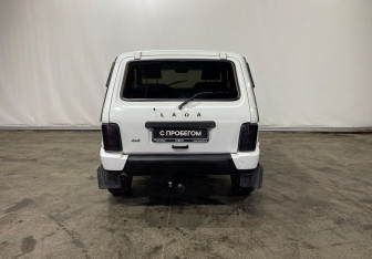 Подержанный автомобиль LADA (ВАЗ) 2121 (4x4) 2018 года (6 фото)