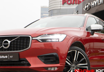 Подержанный автомобиль Volvo XC60 2018 года (24 фото)