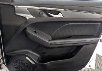 Подержанный автомобиль Haval Jolion 2023 года (24 фото)