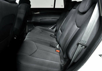 Подержанный автомобиль SsangYong Kyron 2014 года (10 фото)