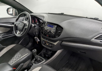 Подержанный автомобиль LADA (ВАЗ) Vesta Wagon 2020 года (19 фото)