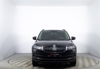 Подержанный автомобиль Skoda Karoq 2020 года (2 фото)