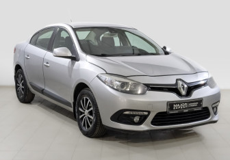 Подержанный автомобиль Renault Fluence 2014 года (3 фото)