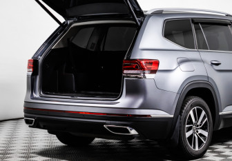 Подержанный автомобиль Volkswagen Teramont 2021 года (18 фото)