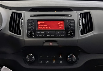 Подержанный автомобиль Kia Sportage 2015 года (17 фото)