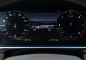 Подержанный автомобиль Land Rover Range Rover 2018 года (12 фото)