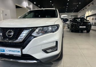 Подержанный автомобиль Nissan X-Trail 2020 года (7 фото)