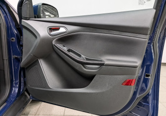 Подержанный автомобиль Ford Focus Wagon 2019 года (23 фото)