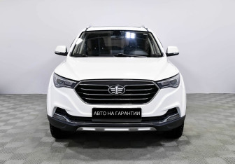 Подержанный автомобиль FAW Besturn X40 2019 года (2 фото)