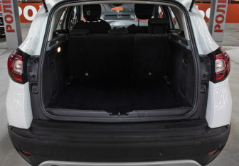 Подержанный автомобиль Renault Kaptur 2019 года (10 фото)