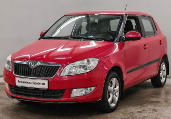 Подержанный автомобиль Skoda Fabia Hatchback 2012 года (1 фото)
