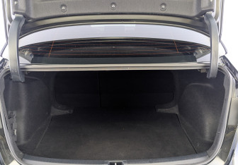 Подержанный автомобиль Toyota Corolla Sedan 2021 года (10 фото)