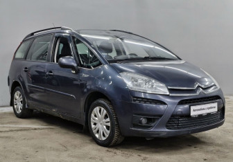 Подержанный автомобиль Citroen C4 Picasso 2011 года (3 фото)
