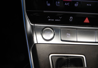 Подержанный автомобиль Audi A7 2018 года (20 фото)
