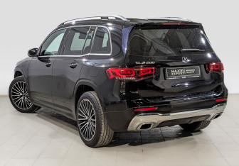 Подержанный автомобиль Mercedes-Benz GLB 2020 года (7 фото)