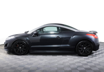 Подержанный автомобиль Peugeot RCZ 2011 года (8 фото)