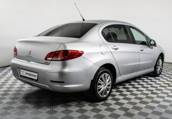 Подержанный автомобиль Peugeot 408 2012 года (5 фото)