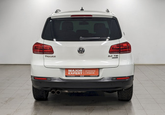 Подержанный автомобиль Volkswagen Tiguan 2014 года (6 фото)