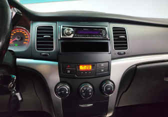 Подержанный автомобиль SsangYong Actyon 2011 года (17 фото)