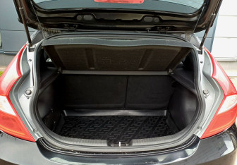 Подержанный автомобиль Hyundai Solaris Hatchback 2013 года (10 фото)