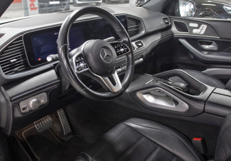 Подержанный автомобиль Mercedes-Benz GLE 2021 года (16 фото)