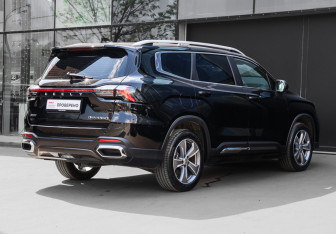 Подержанный автомобиль Geely Okavango 2024 года (4 фото)