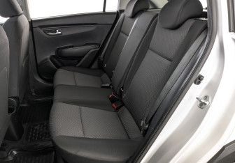 Подержанный автомобиль Kia Rio Hatchback 2021 года (17 фото)