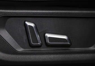 Подержанный автомобиль Haval H3 2024 года (16 фото)