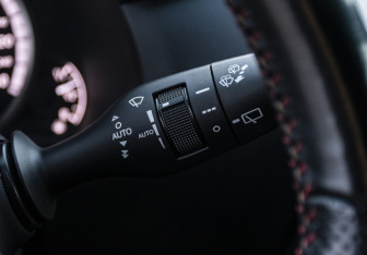 Подержанный автомобиль Lexus NX 2016 года (21 фото)