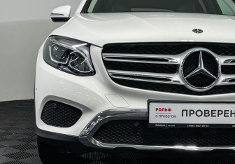 Подержанный автомобиль Mercedes-Benz GLC Coupe 2018 года (19 фото)