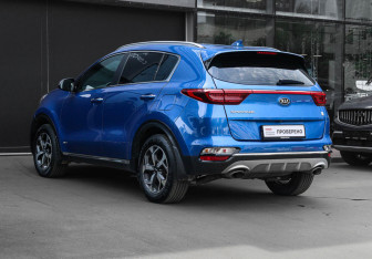 Подержанный автомобиль Kia Sportage 2019 года (6 фото)