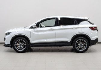 Подержанный автомобиль Geely Coolray 2023 года (7 фото)