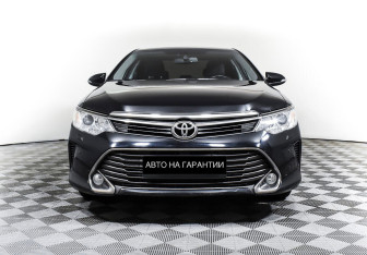 Подержанный автомобиль Toyota Camry Sedan 2015 года (2 фото)