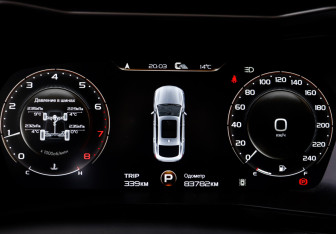 Подержанный автомобиль Geely Tugella 2022 года (11 фото)