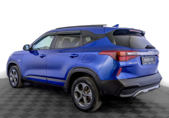 Подержанный автомобиль Kia Seltos 2022 года (7 фото)