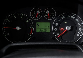 Подержанный автомобиль Ford Fusion 2007 года (10 фото)