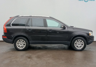 Подержанный автомобиль Volvo XC90 2008 года (4 фото)